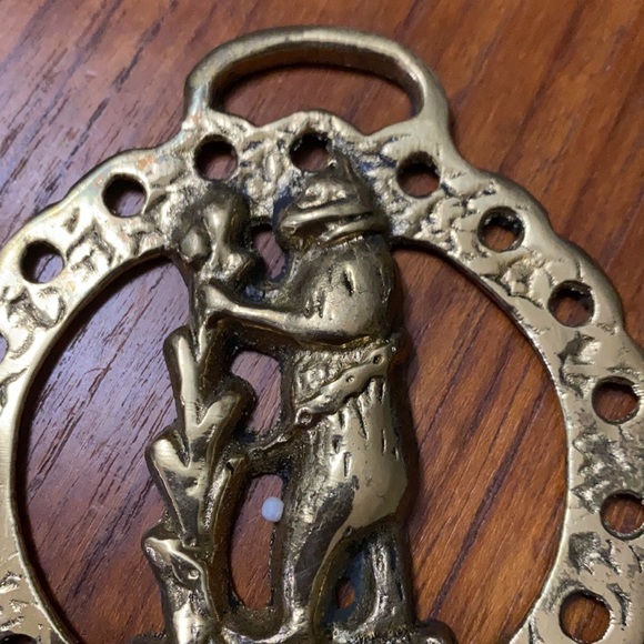 Warwick Castle Coat of Arms Horse Medallion Vtg Warwickshire England - Picture 2 of 5